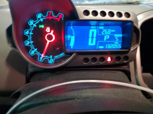 1G1JA5SHXF4215638 - 2015 CHEVROLET SONIC LS შავი ფოტო 9