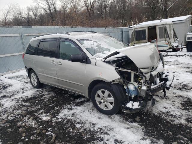 5TDZA23C56S571334 - 2006 TOYOTA SIENNA CE SILVER photo 4