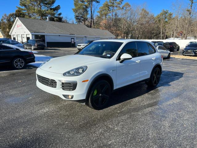 WP1AE2A24GLA63658 - 2016 PORSCHE CAYENNE SE HYBRID WHITE photo 2