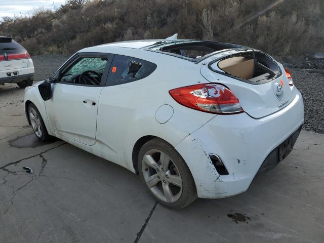 KMHTC6AD6CU080261 - 2012 HYUNDAI VELOSTER WHITE photo 2