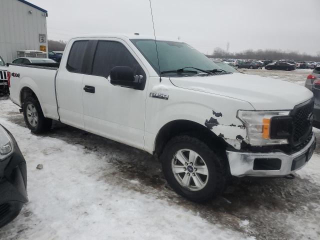 1FTEX1EP8JKD04096 - 2018 FORD F150 SUPER CAB WHITE photo 4