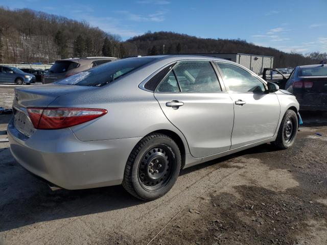 4T4BF1FK3GR521823 - 2016 TOYOTA CAMRY LE SILVER photo 3