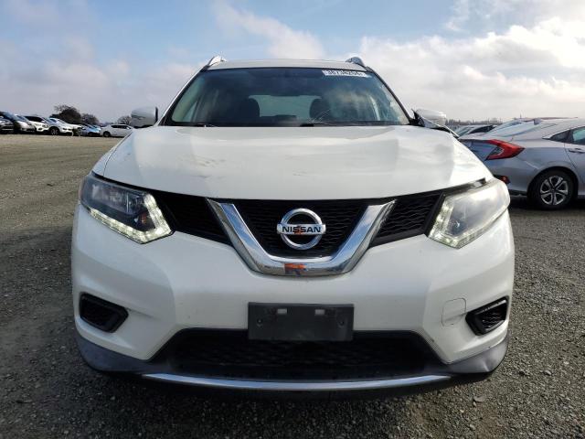 KNMAT2MV6FP567861 - 2015 NISSAN ROGUE S WHITE photo 5