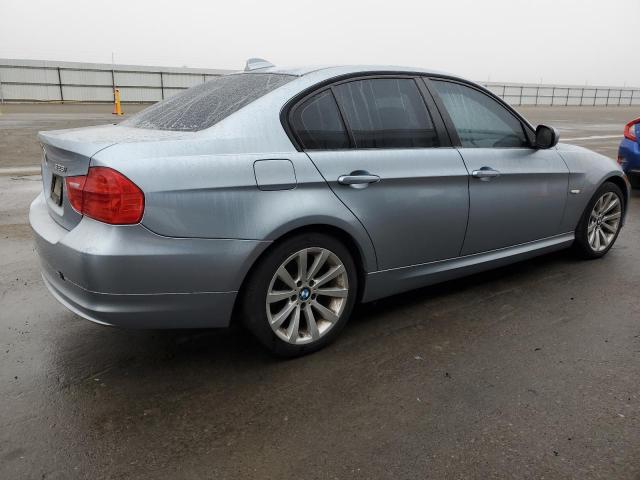 WBAPH7G53BNM56224 - 2011 BMW 328 I BLUE photo 3