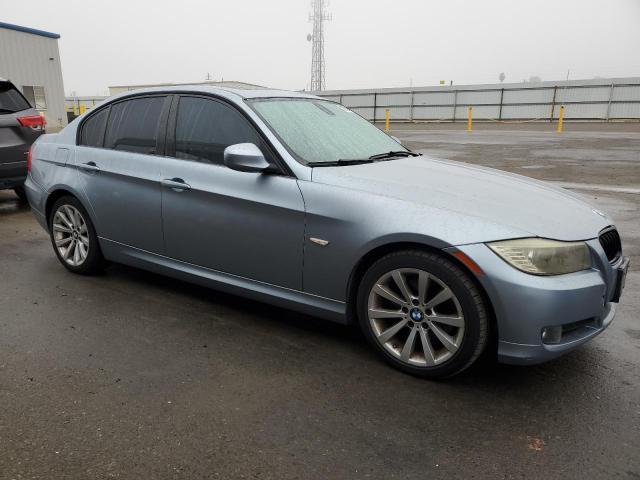 WBAPH7G53BNM56224 - 2011 BMW 328 I BLUE photo 4