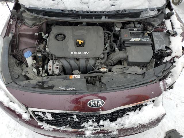 3KPFK4A74HE028359 - 2017 KIA FORTE LX MAROON photo 11