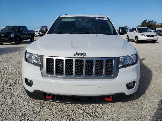 1C4RJFAG3DC609252 - 2013 JEEP GRAND CHER LAREDO WHITE photo 5