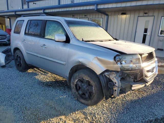 5FNYF4H55BB020449 - 2011 HONDA PILOT EXL SILVER photo 4