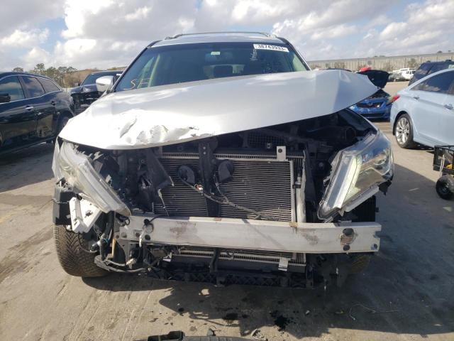 5N1DR2MN1JC657488 - 2018 NISSAN PATHFINDER S 银色 照片 5