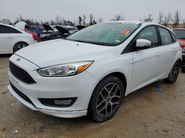 1FADP3K23FL261357 - 2015 FORD FOCUS SE WHITE photo 1