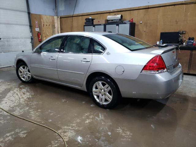 2G1WU581169263839 - 2006 CHEVROLET IMPALA LTZ SILVER photo 2