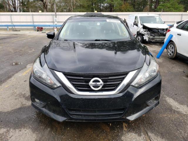 1N4AL3AP9HC230970 - 2017 NISSAN ALTIMA 2.5 BLACK photo 5