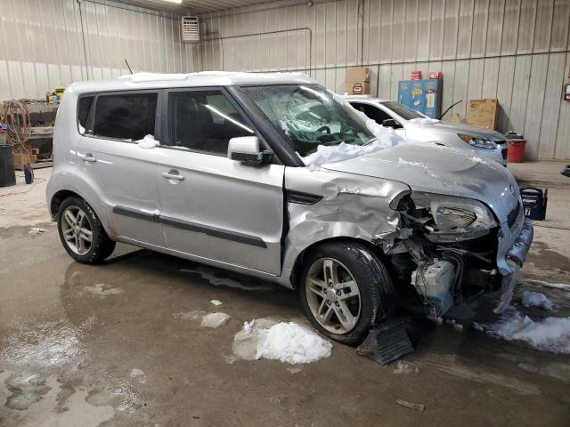 KNDJT2A22B7709031 - 2011 KIA SOUL + SILVER photo 4