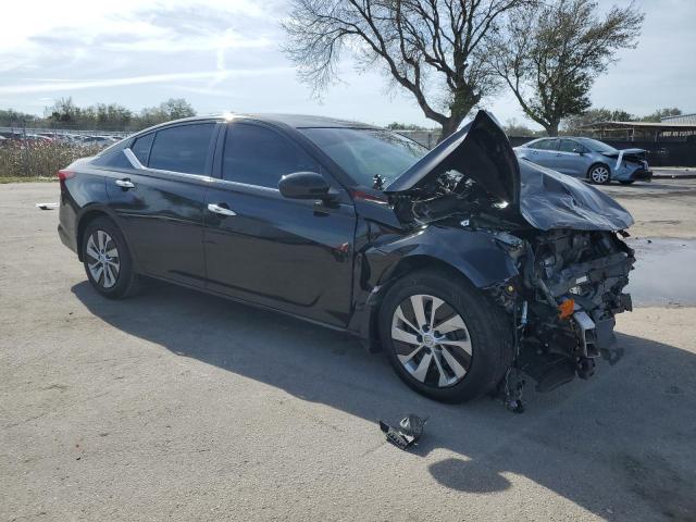 1N4BL4BV5MN384923 - 2021 NISSAN ALTIMA S BLACK photo 4