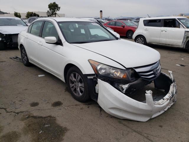 1HGCP2F4XCA227470 - 2012 HONDA ACCORD LXP WHITE photo 4