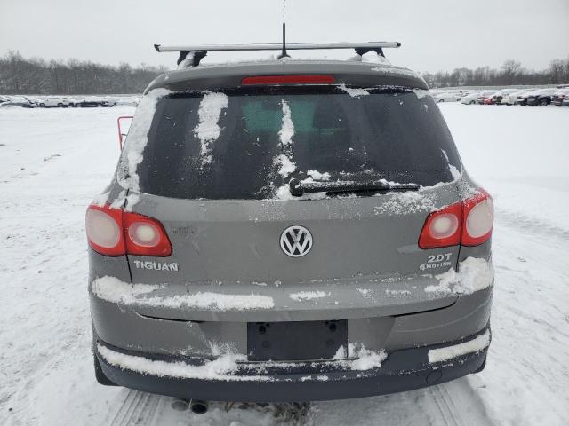 WVGBV7AX6BW512923 - 2011 VOLKSWAGEN TIGUAN S GRAY photo 6