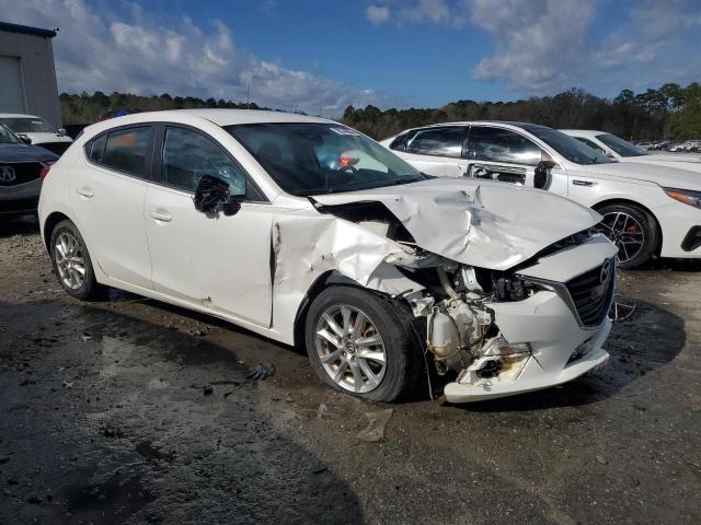 JM1BM1K71G1339965 - 2016 MAZDA 3 SPORT WHITE photo 4