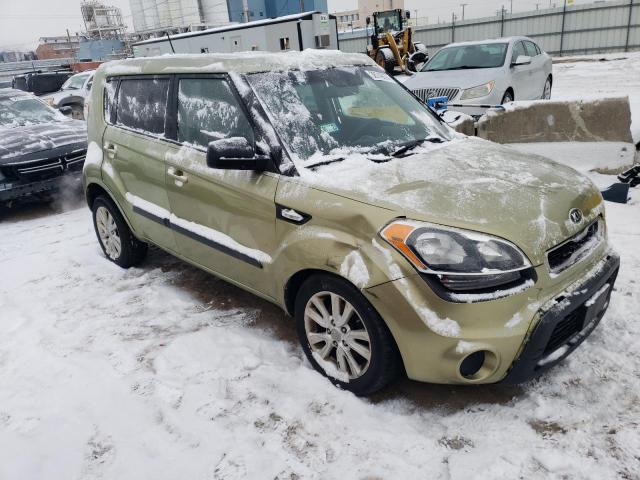 KNDJT2A52D7600839 - 2013 KIA SOUL GREEN photo 4