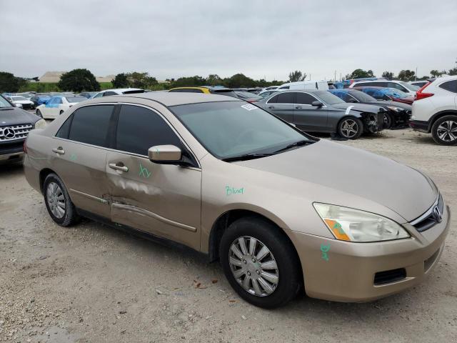 3HGCM56467G705644 - 2007 HONDA ACCORD LX GOLD photo 4