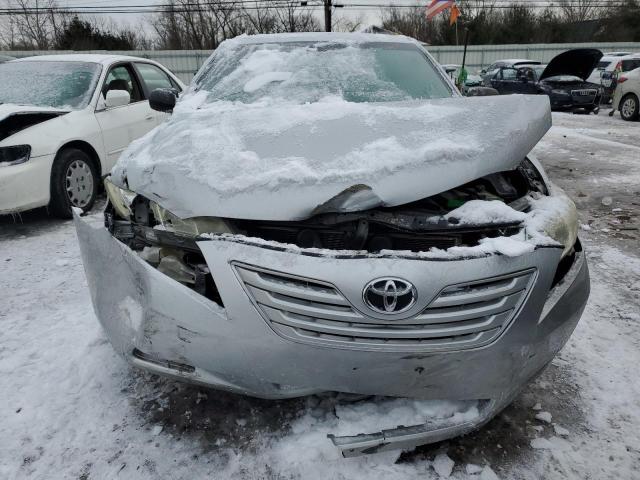 4T1BE46K77U541085 - 2007 TOYOTA CAMRY CE SILVER photo 5