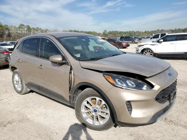 1FMCU0G66LUC29447 - 2020 FORD ESCAPE SE GOLD photo 4