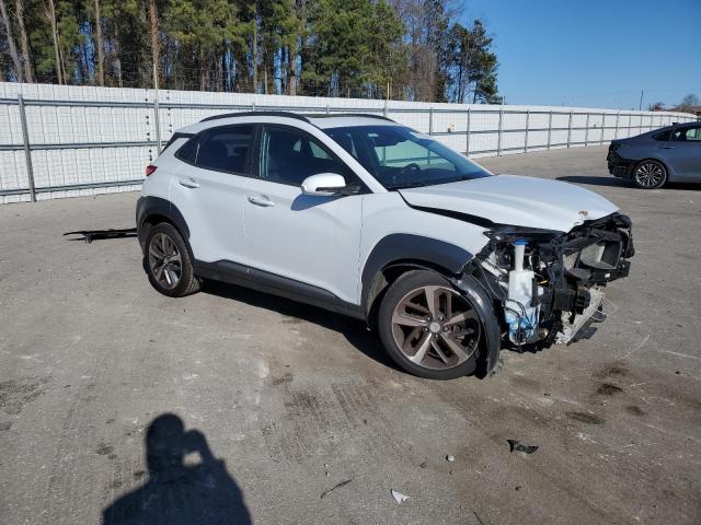 KM8K5CA55KU214396 - 2019 HYUNDAI KONA ULTIMATE WHITE photo 4