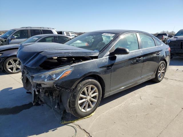 5NPE24AF8JH609027 - 2018 HYUNDAI SONATA SE BLACK photo 1