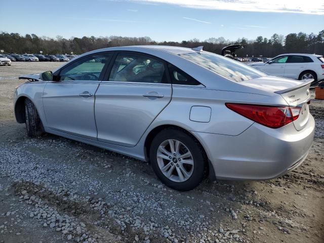 5NPEB4AC9DH561483 - 2013 HYUNDAI SONATA GLS SILVER photo 2