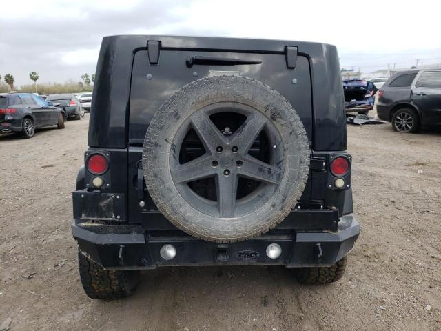 1J8GA59137L190172 - 2007 JEEP WRANGLER SAHARA BLACK photo 6