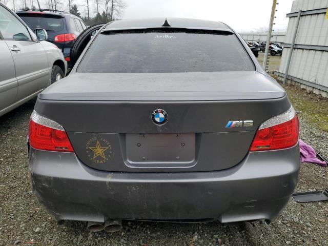 WBSNB93516B583132 - 2006 BMW M5 GRAY photo 6