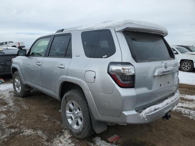 JTEMU5JR9N6064456 - 2022 TOYOTA 4RUNNER SR5/SR5 PREMIUM ვერცხლისფერი ფოტო 2