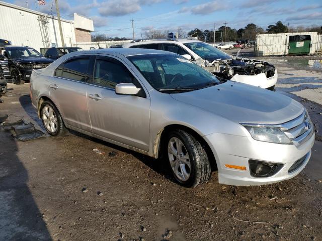 3FAHP0HA4CR420432 - 2012 FORD FUSION SE SILVER photo 4