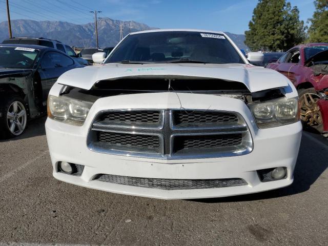 2B3CL3CG8BH606791 - 2011 DODGE CHARGER WHITE photo 5