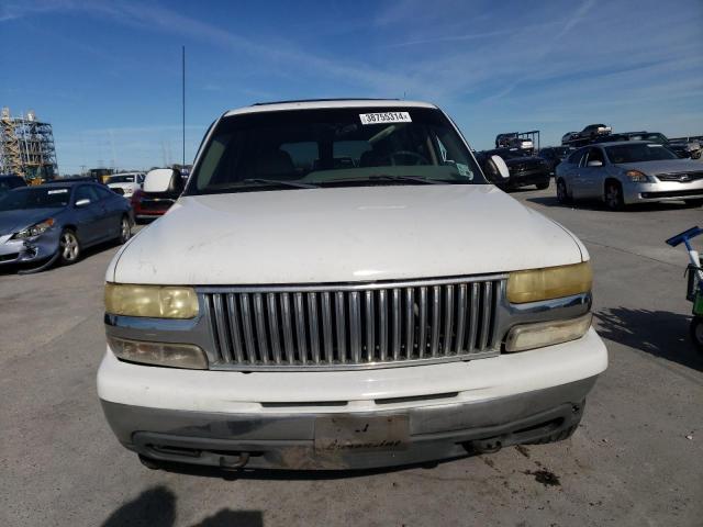 3GNEC16T01G236690 - 2001 CHEVROLET SUBURBAN C1500 WHITE photo 5