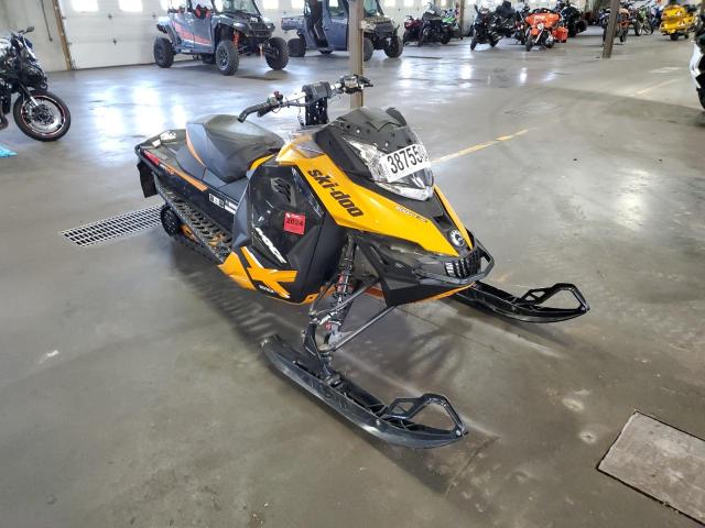 2BPSUVEC8EV000071 - 2014 SKI DOO 600 YELLOW photo 1