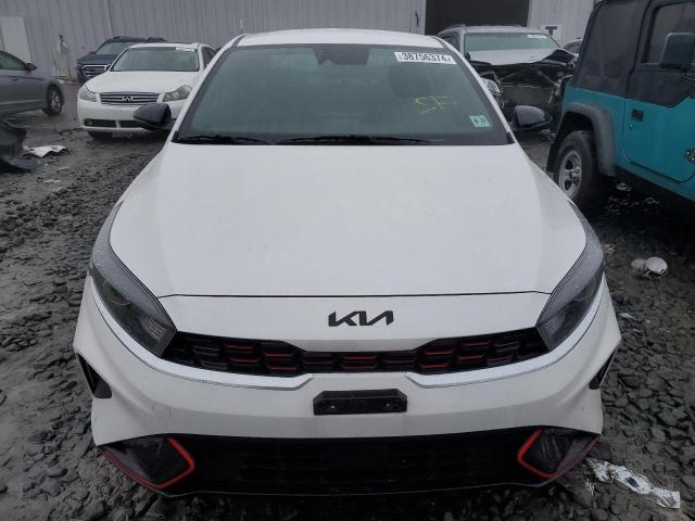 3KPF54AD8NE508073 - 2022 KIA FORTE GT LINE WHITE photo 5