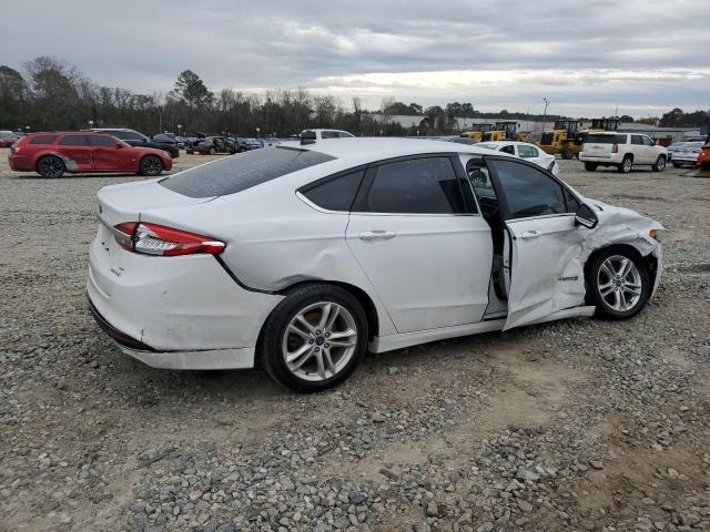 3FA6P0LU0JR193858 - 2018 FORD FUSION SE HYBRID WHITE photo 3