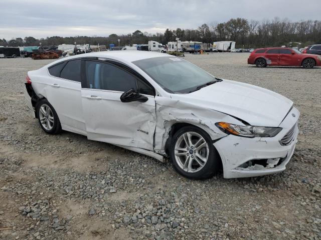 3FA6P0LU0JR193858 - 2018 FORD FUSION SE HYBRID WHITE photo 4