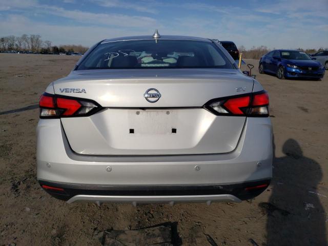 3N1CN8EV1ML893910 - 2021 NISSAN VERSA SV SILVER photo 6