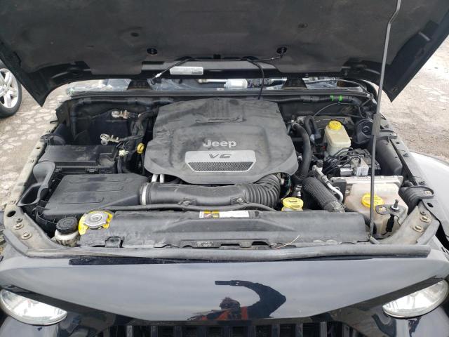 1C4BJWEG4FL514942 - 2015 JEEP WRANGLER U SAHARA BLACK photo 7
