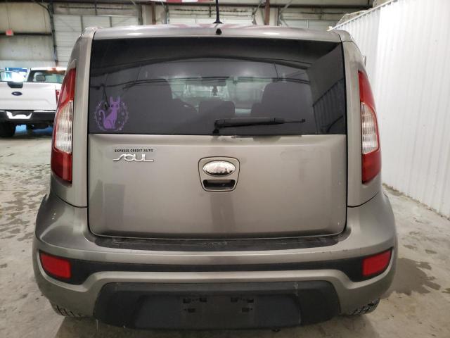 KNDJT2A59D7578886 - 2013 KIA SOUL GREEN photo 6