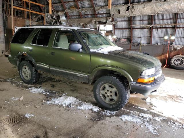 1GNDT13W612193668 - 2001 CHEVROLET BLAZER GREEN photo 4