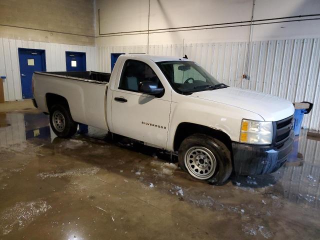 1GCEC14C77E574020 - 2007 CHEVROLET SILVERADO C1500 WHITE photo 4