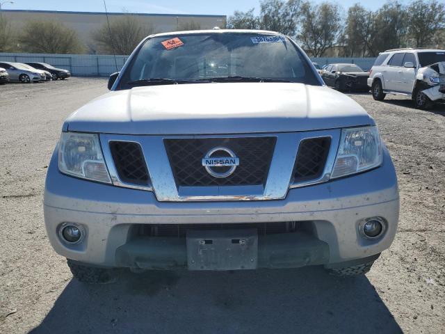 1N6DD0EV9JN714687 - 2018 NISSAN FRONTIER S SILVER photo 5