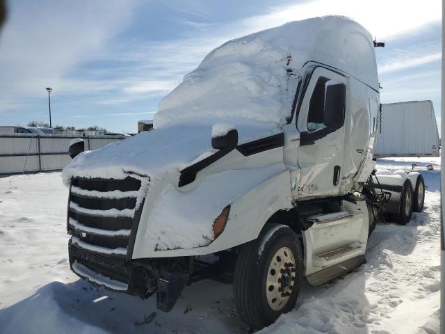 1FUJHHFG3KLKV9303 - 2019 FREIGHTLINER CASCADIA 1 WHITE photo 2