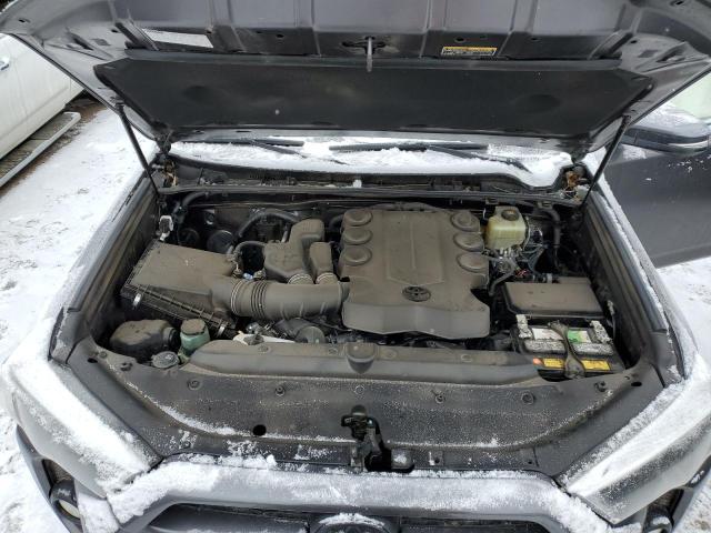 JTEBU5JR2H5440139 - 2017 TOYOTA 4RUNNER SR5/SR5 PREMIUM ნაცრისფერი ფოტო 12