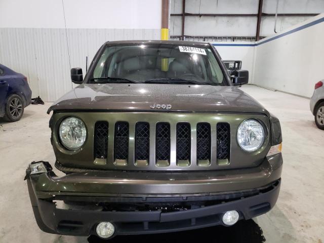 1C4NJPFA4FD171377 - 2015 JEEP PATRIOT LATITUDE GRAY photo 5