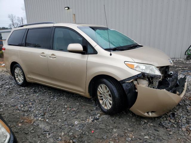 5TDYK3DC8CS264037 - 2012 TOYOTA SIENNA XLE TAN photo 4