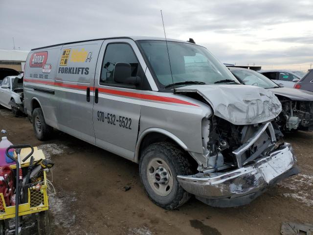 1GTZ7HFP7P1151105 - 2023 GMC SAVANA G3500 SILVER photo 4