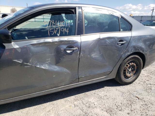 3VW2K7AJ7BM306113 - 2011 VOLKSWAGEN JETTA BASE رمادي صورة 9